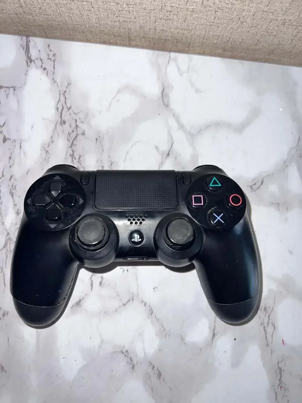 Sony PlayStation 4 DualShock 4 Wireless Controller - Black